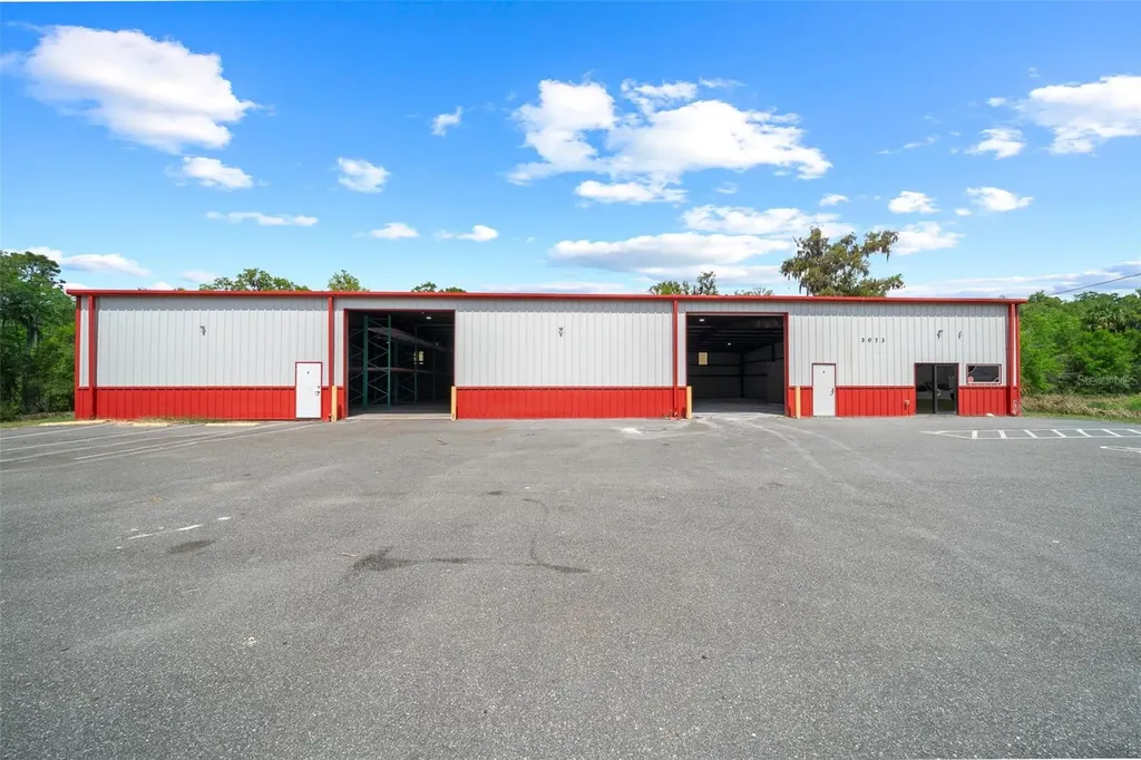 3073 NE 37th Place Wildwood FL 34785