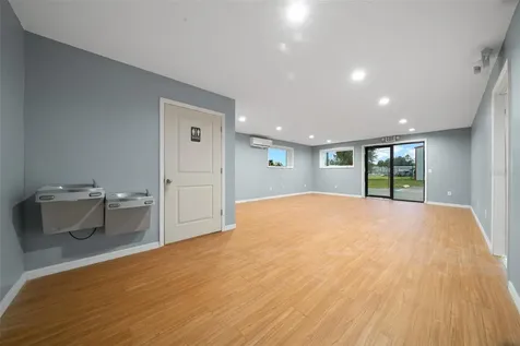 3073 NE 37th Place Wildwood FL 34785