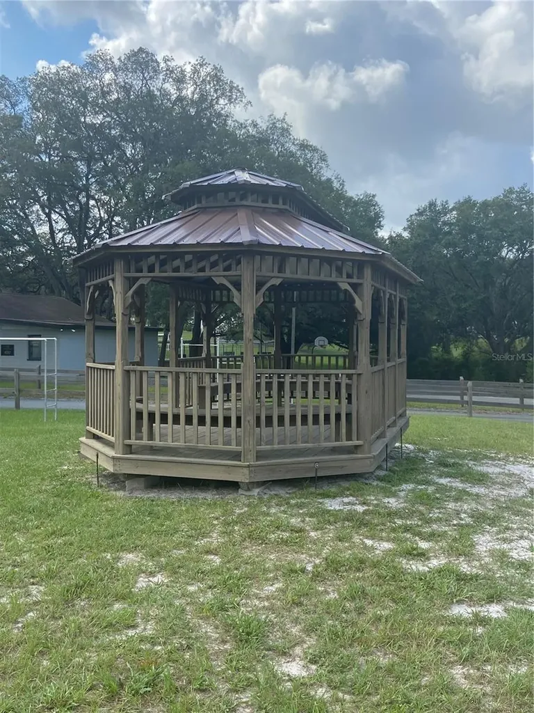 0000 SW Hillcrest Avenue Dunnellon FL 34431