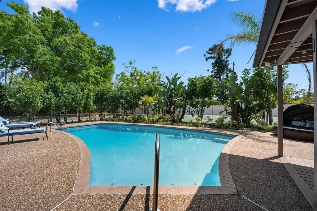 6201 6th Avenue NW Bradenton FL 34209