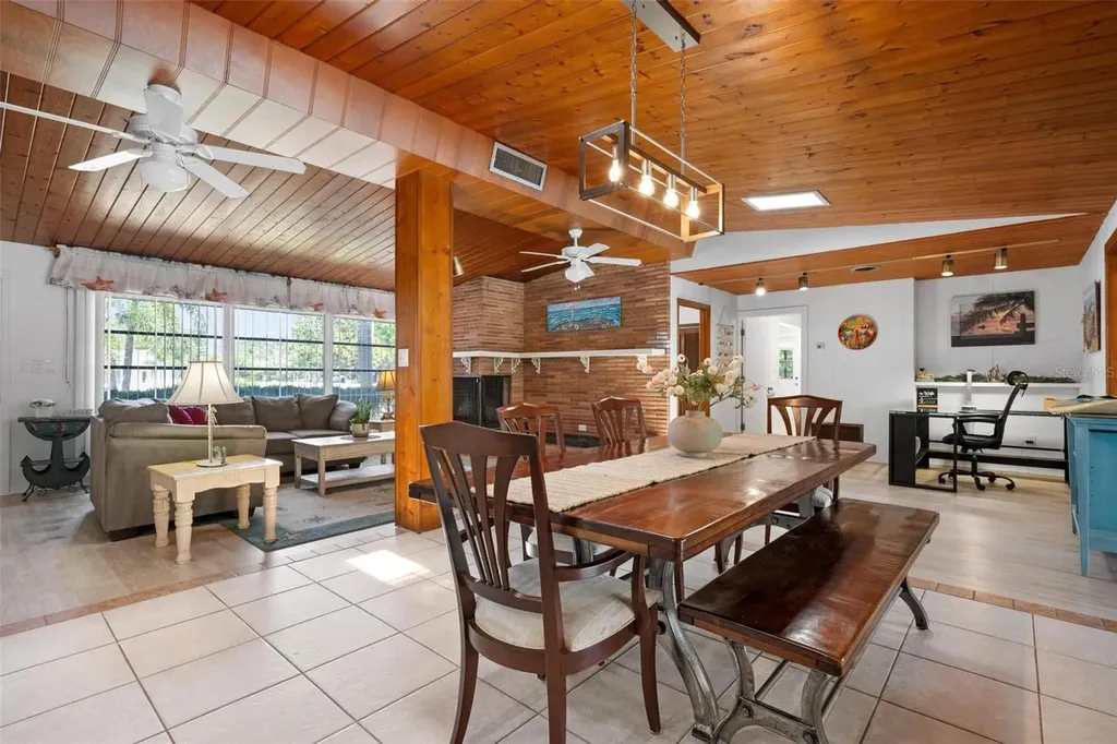 6201 6th Avenue NW Bradenton FL 34209