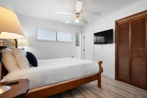 6201 6th Avenue NW Bradenton FL 34209