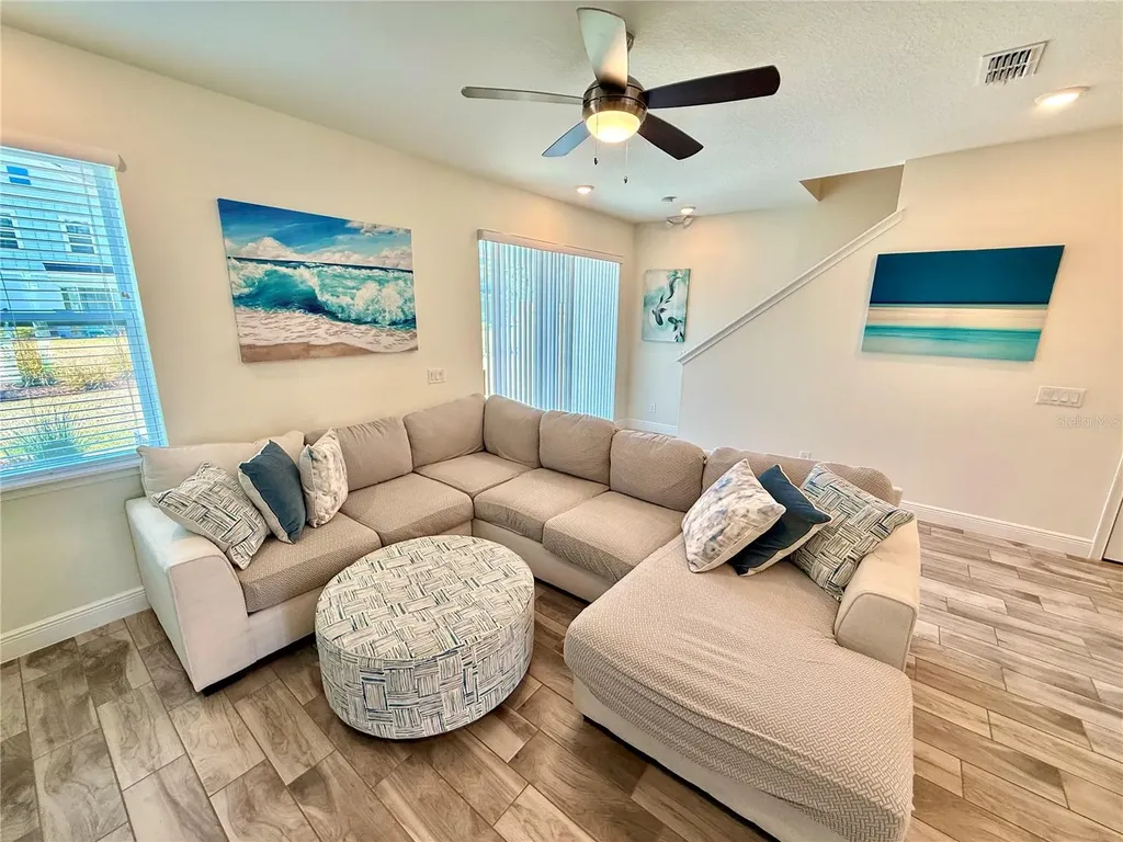2906 Castaway Lane Kissimmee FL 34747