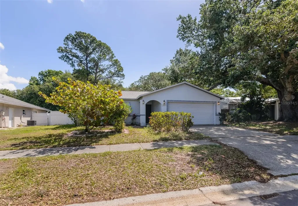 2221 Cypress Point Drive E Clearwater FL 33763
