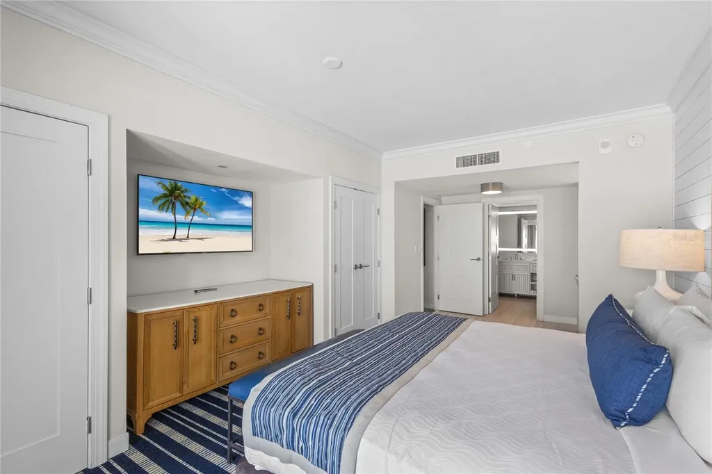 230 Sands Point Road Longboat Key FL 34228