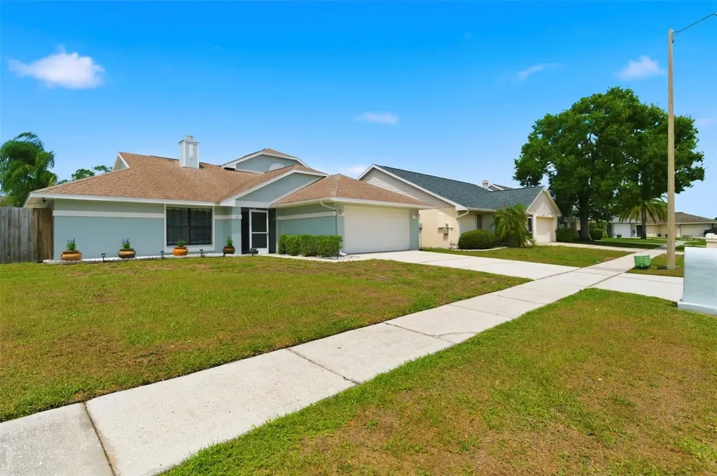 1925 Redbridge Drive Brandon FL 33511