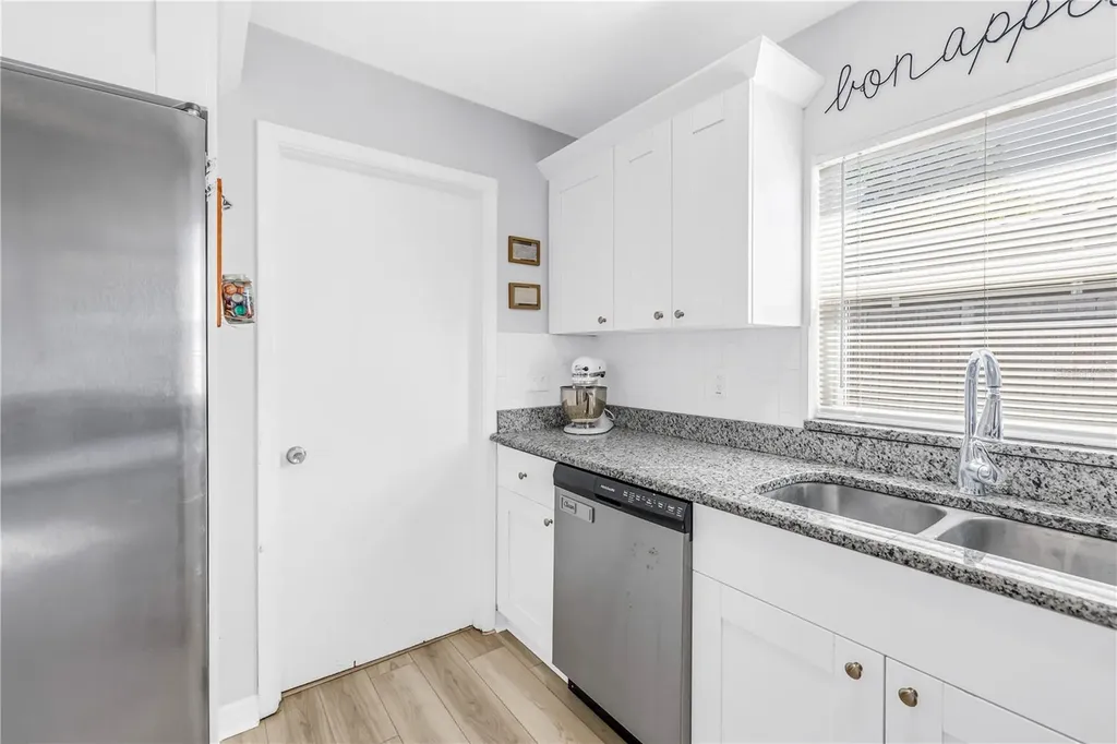 5581 96th Terrace N Pinellas Park FL 33782