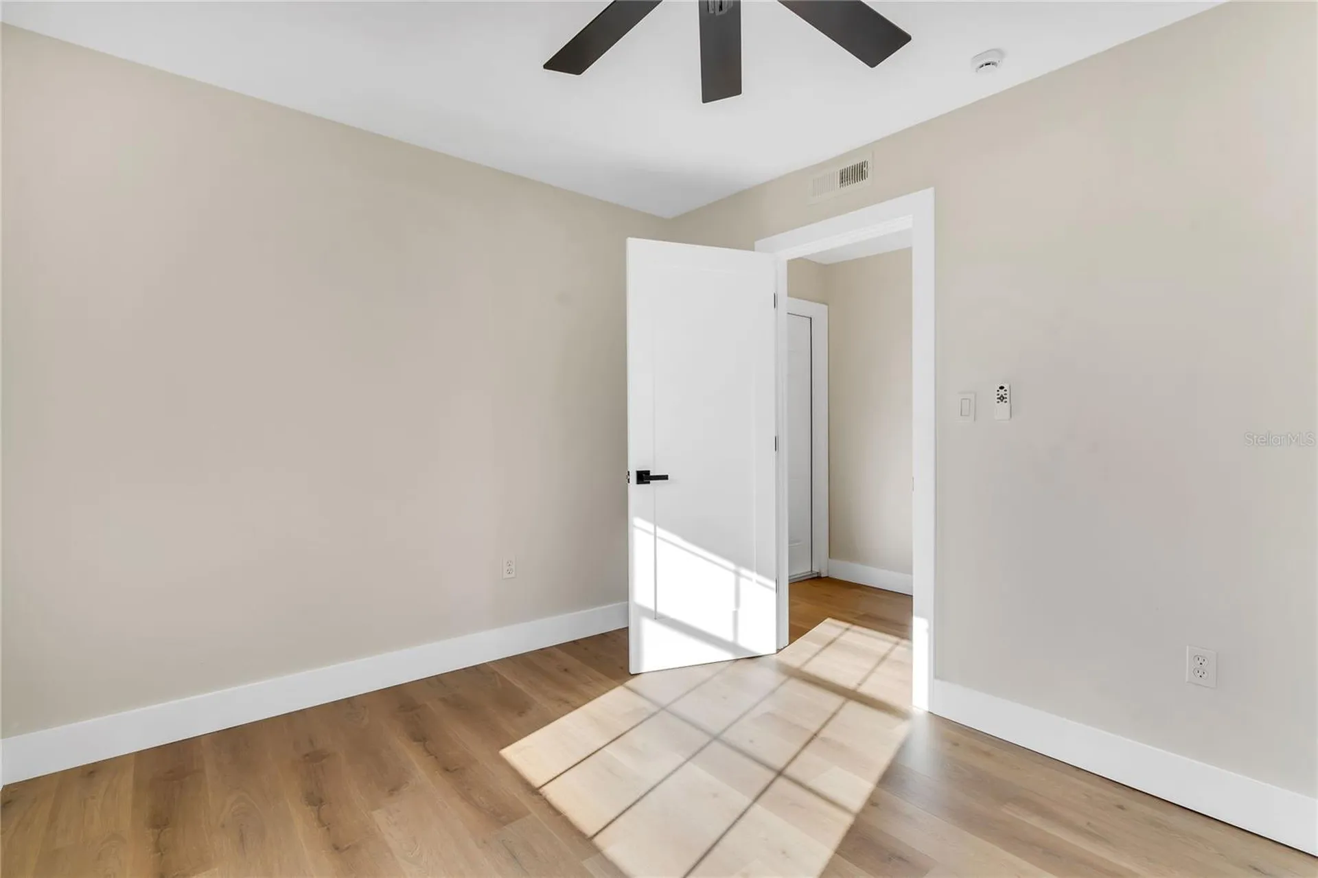 1807 W Cluster Avenue Tampa FL 33604