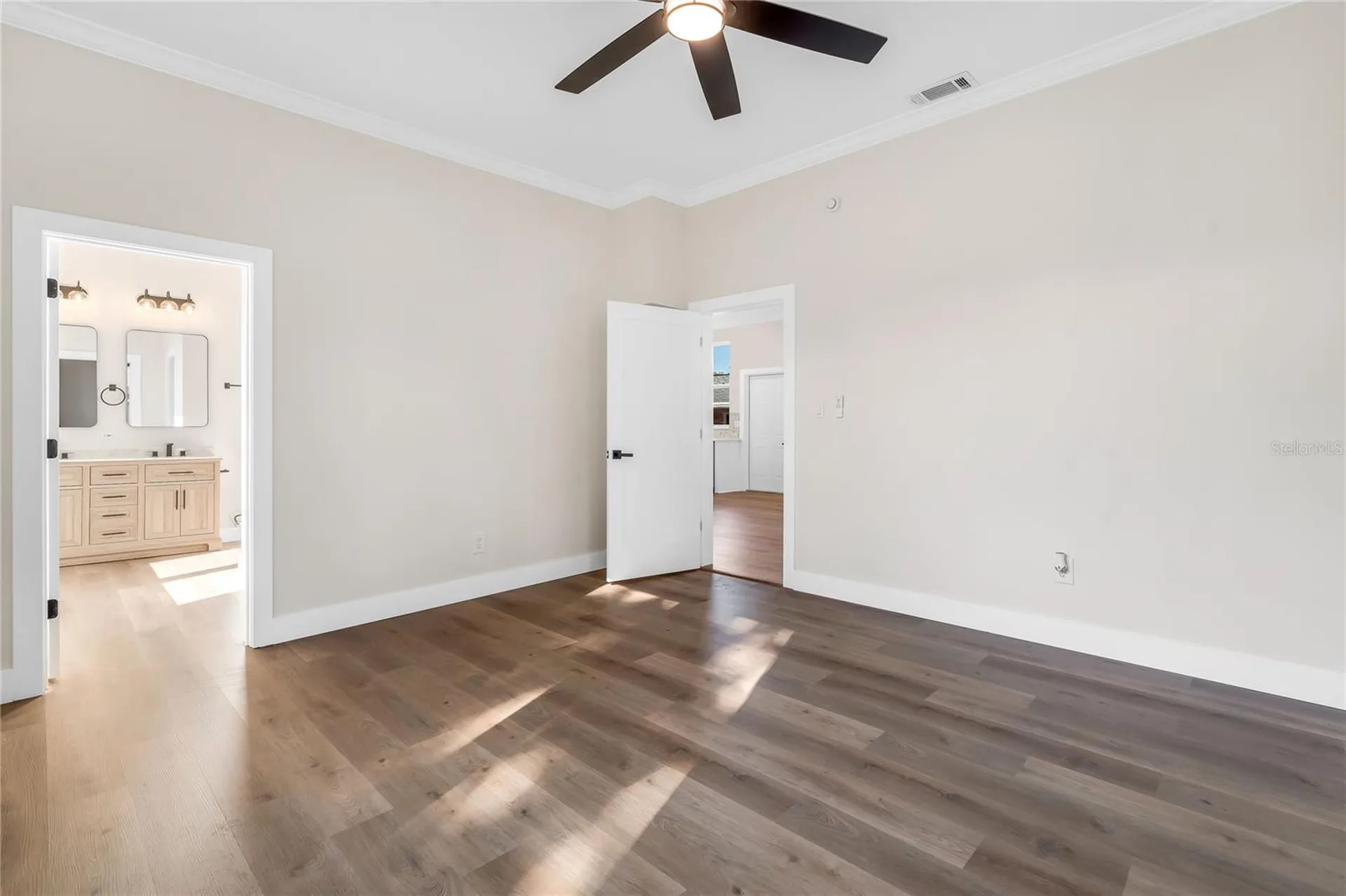 1807 W Cluster Avenue Tampa FL 33604