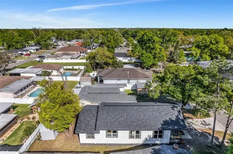 1807 W Cluster Avenue Tampa FL 33604