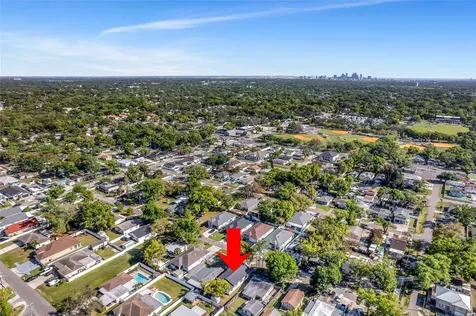 1807 W Cluster Avenue Tampa FL 33604
