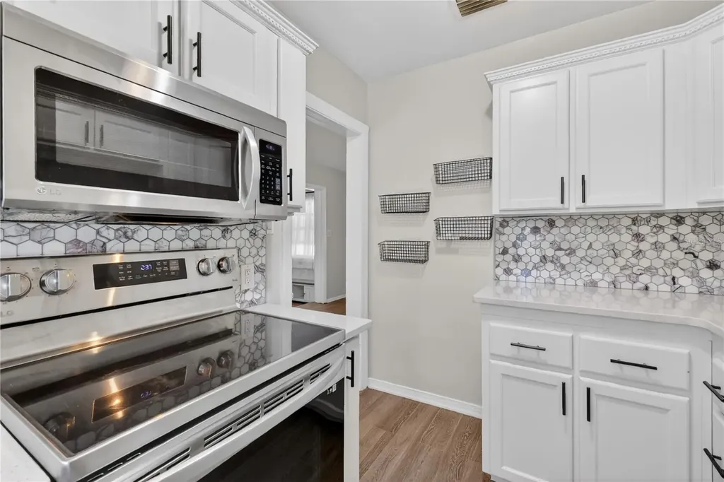 706 Mission Drive Wildwood FL 34785