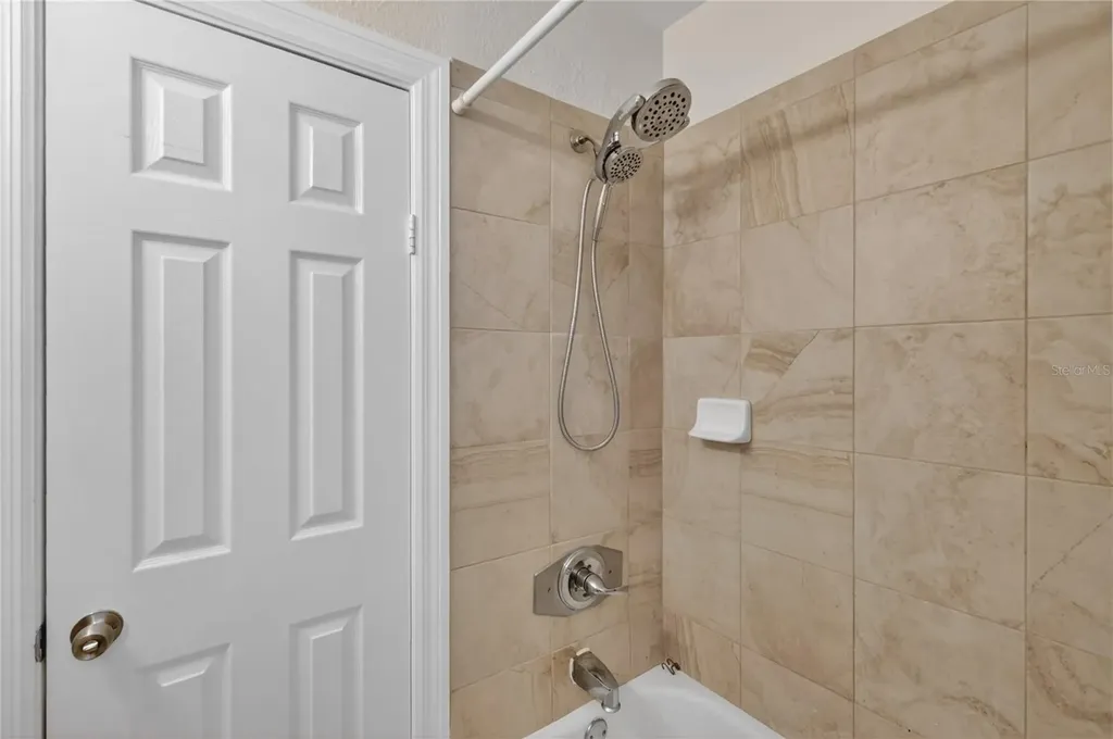 706 Mission Drive Wildwood FL 34785