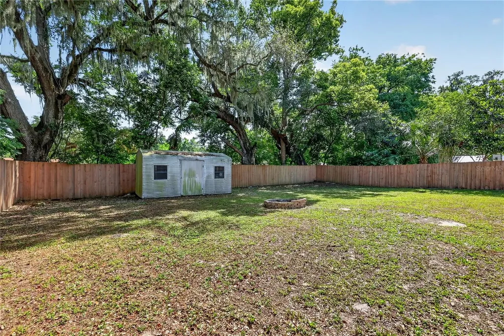 706 Mission Drive Wildwood FL 34785