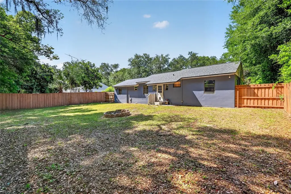 706 Mission Drive Wildwood FL 34785