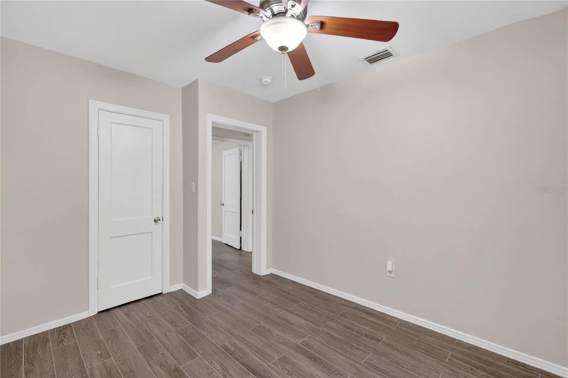 706 Mission Drive Wildwood FL 34785