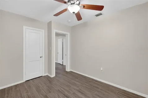 706 Mission Drive Wildwood FL 34785