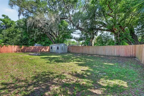 706 Mission Drive Wildwood FL 34785