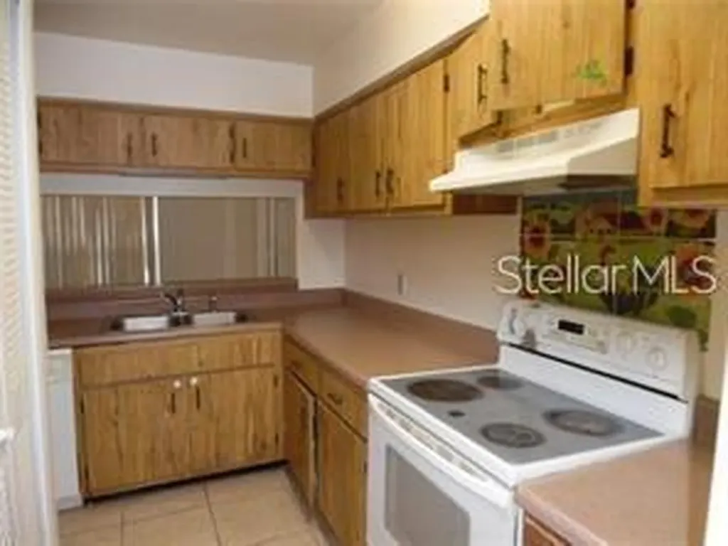 4862 S Semoran Boulevard Orlando FL 32822