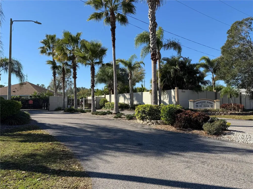 20300 Leonard Road Lutz FL 33558