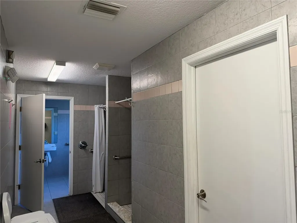 20300 Leonard Road Lutz FL 33558