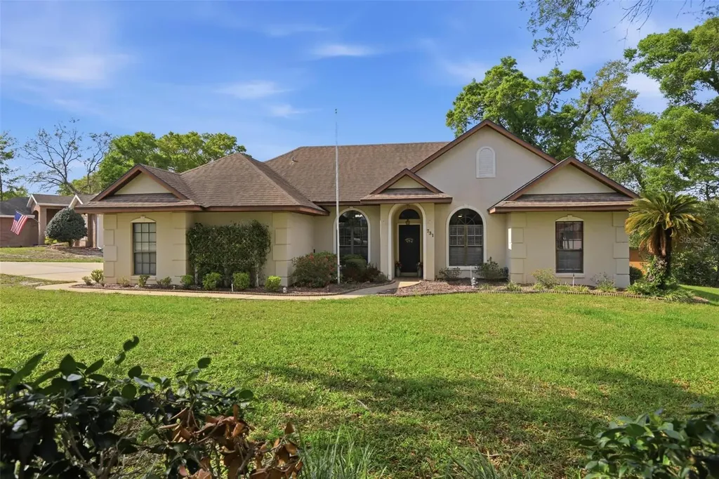 731 Edgewild Court Orange City FL 32763