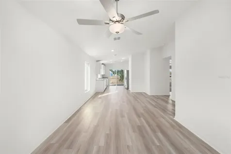 13336 Tula Loop Astatula FL 34705