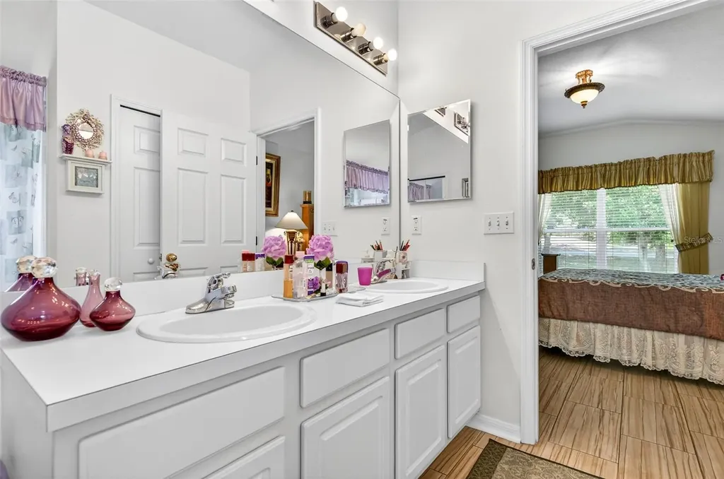 5340 Braddock Drive Zephyrhills FL 33541