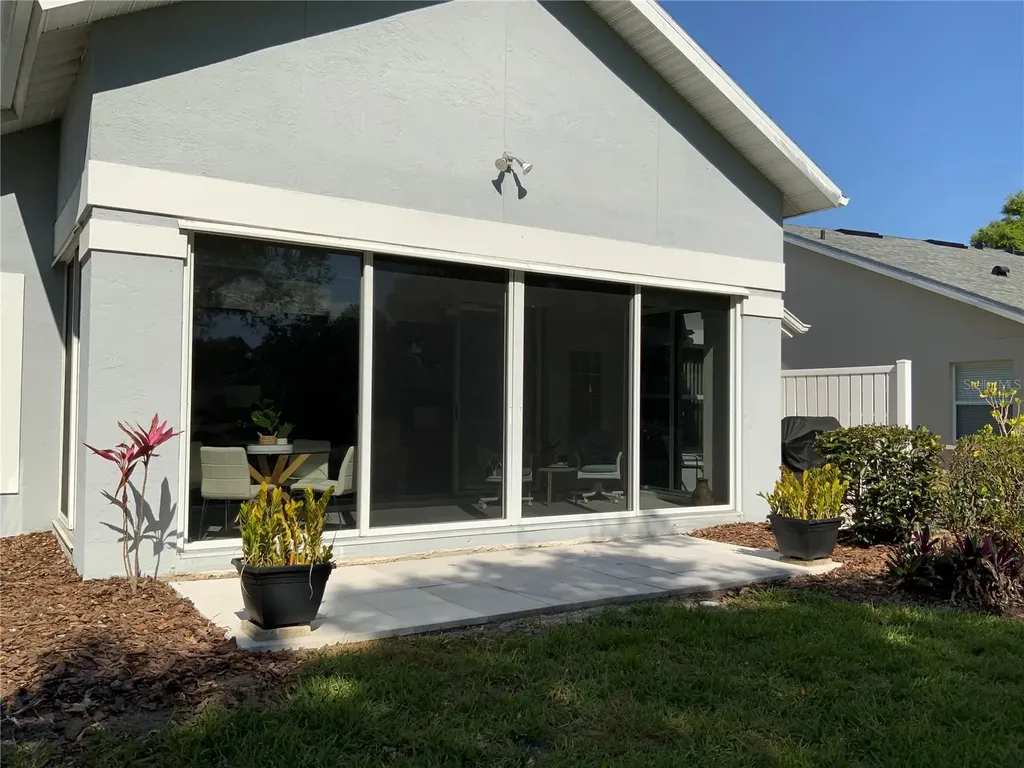 4916 Linsey Court Sarasota FL 34243