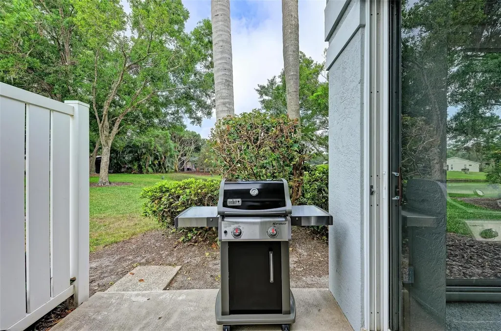 4916 Linsey Court Sarasota FL 34243