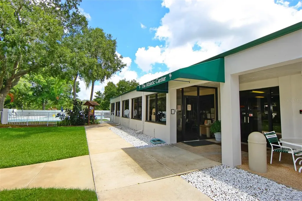 4916 Linsey Court Sarasota FL 34243