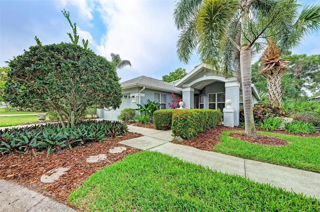 4916 Linsey Court Sarasota FL 34243