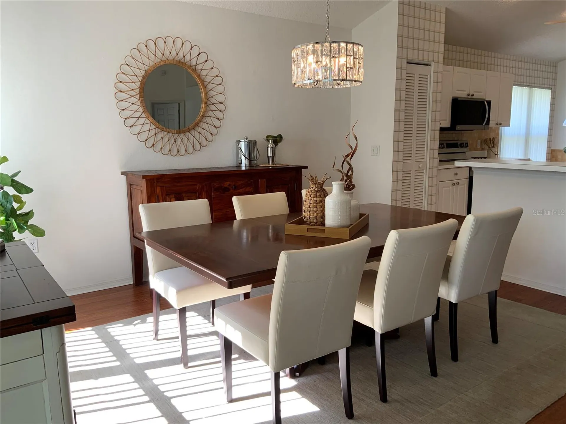 4916 Linsey Court Sarasota FL 34243