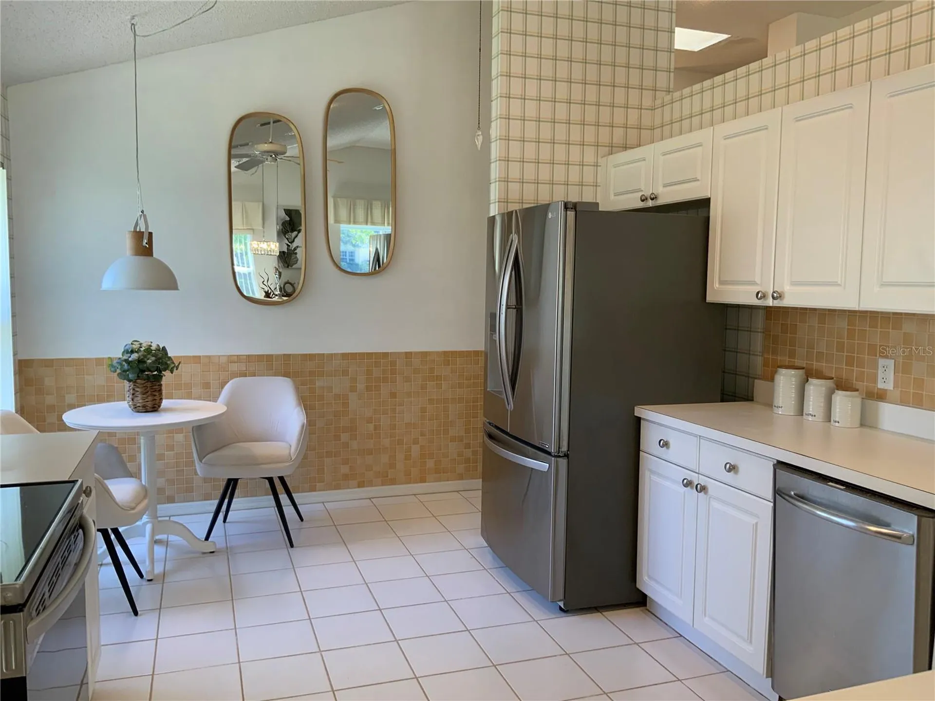 4916 Linsey Court Sarasota FL 34243