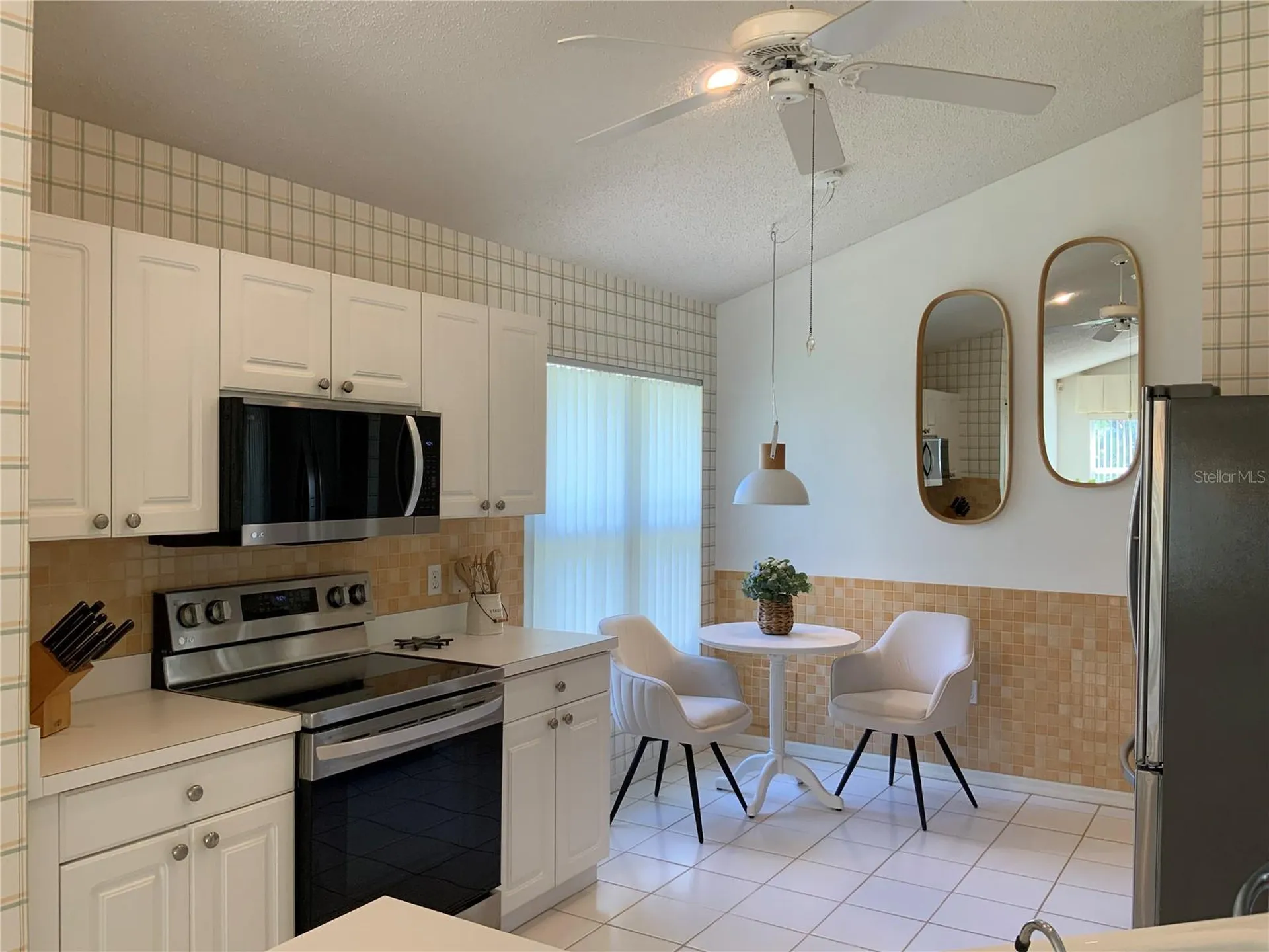 4916 Linsey Court Sarasota FL 34243