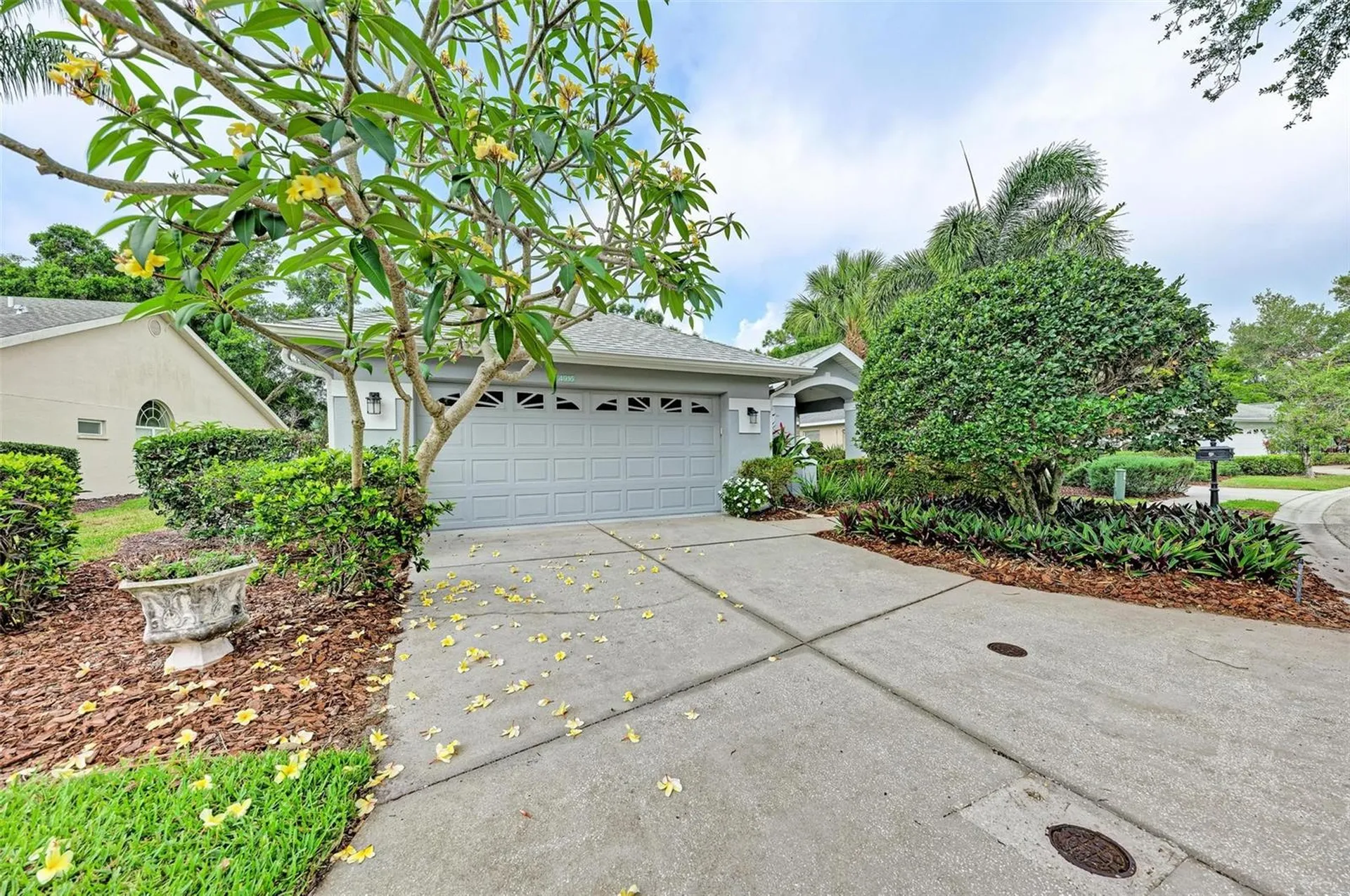 4916 Linsey Court Sarasota FL 34243
