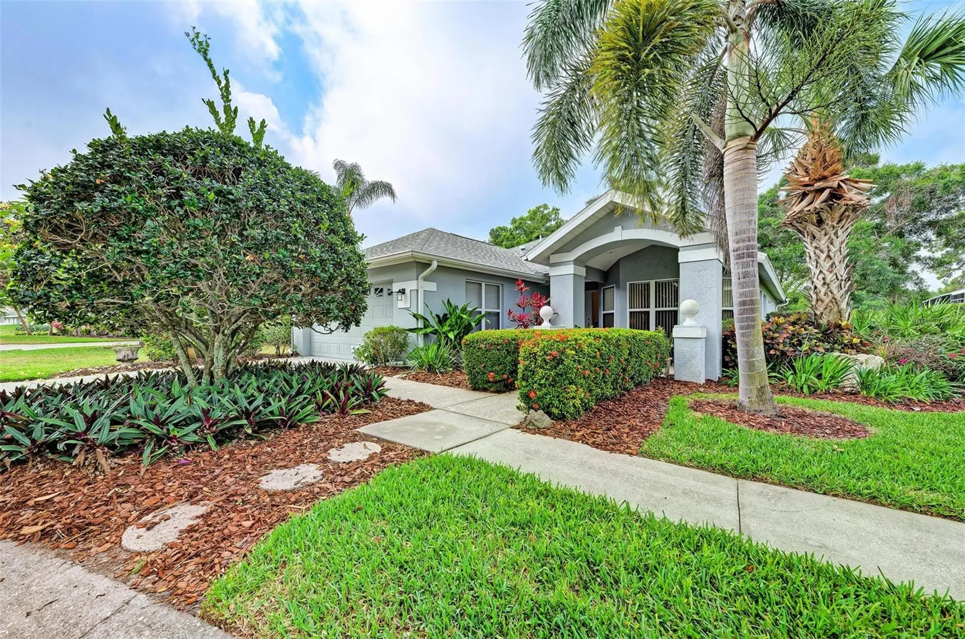 4916 Linsey Court Sarasota FL 34243