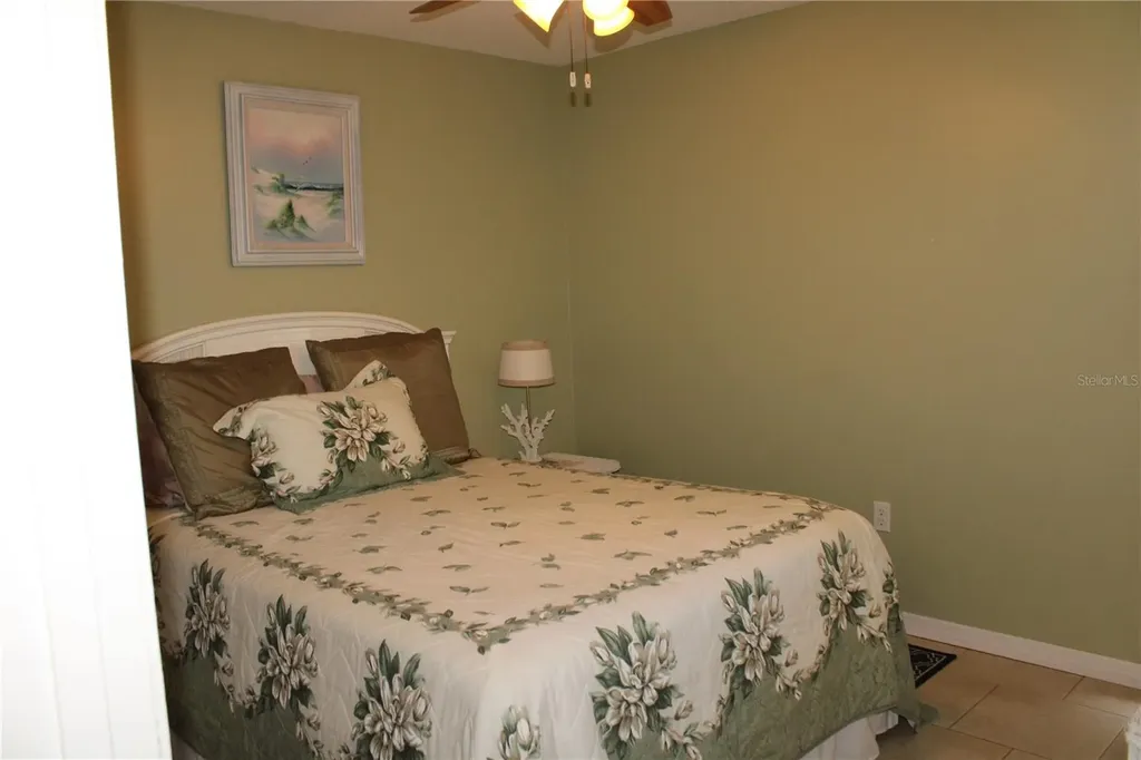 5062 Live Oak Circle Bradenton FL 34207