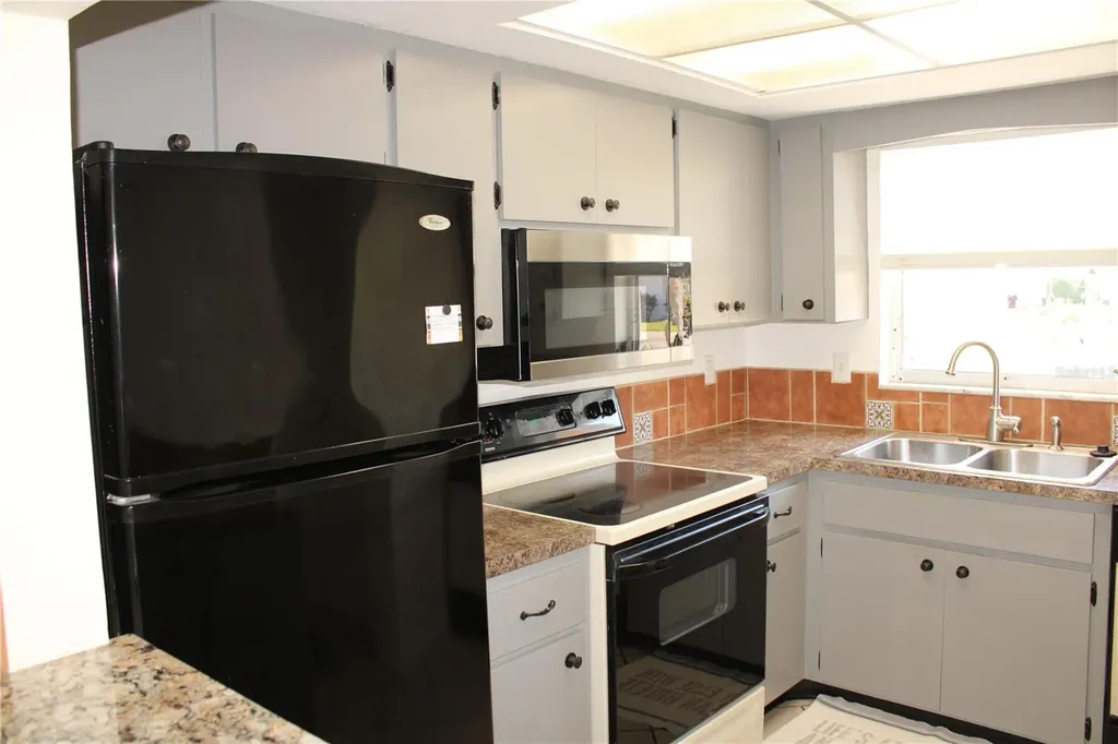5062 Live Oak Circle Bradenton FL 34207