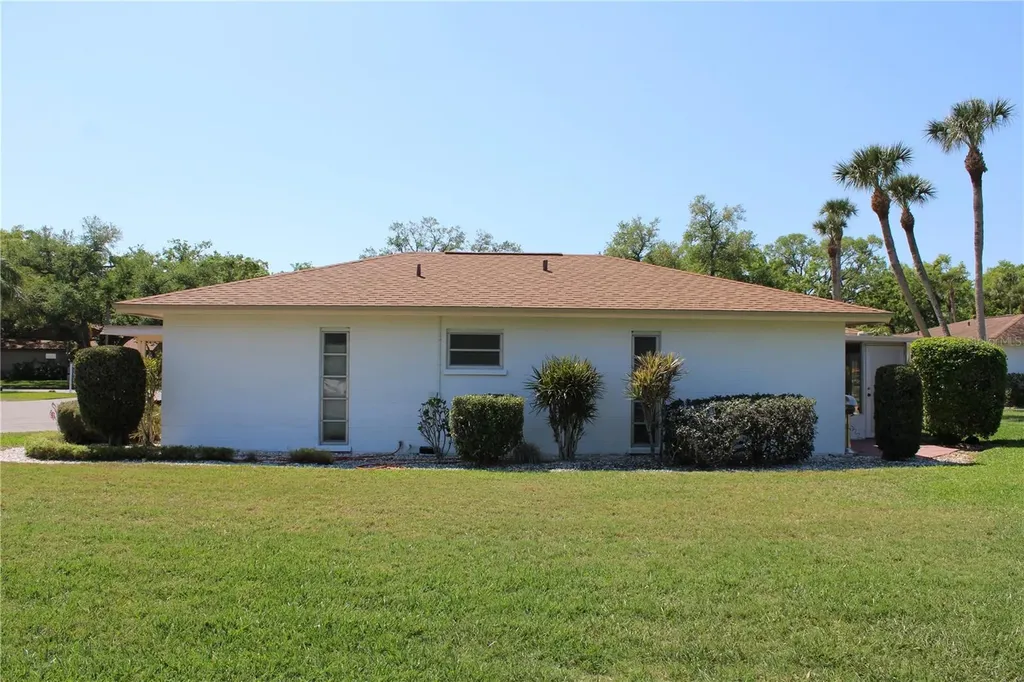 5062 Live Oak Circle Bradenton FL 34207