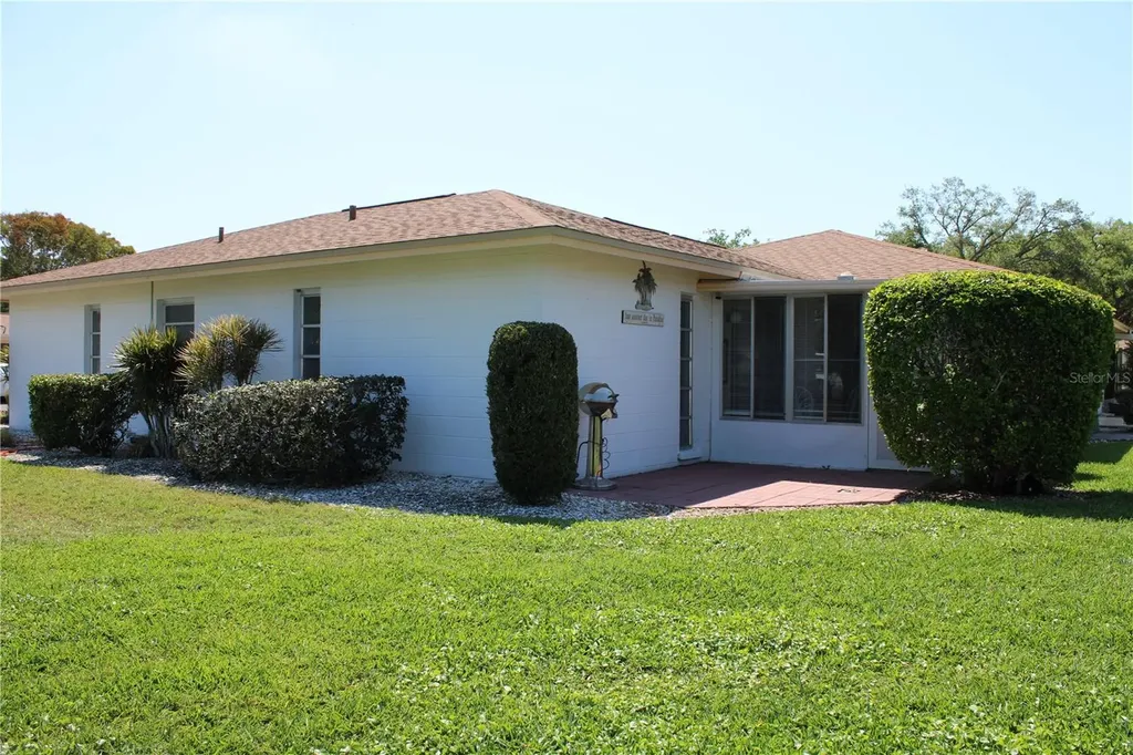 5062 Live Oak Circle Bradenton FL 34207
