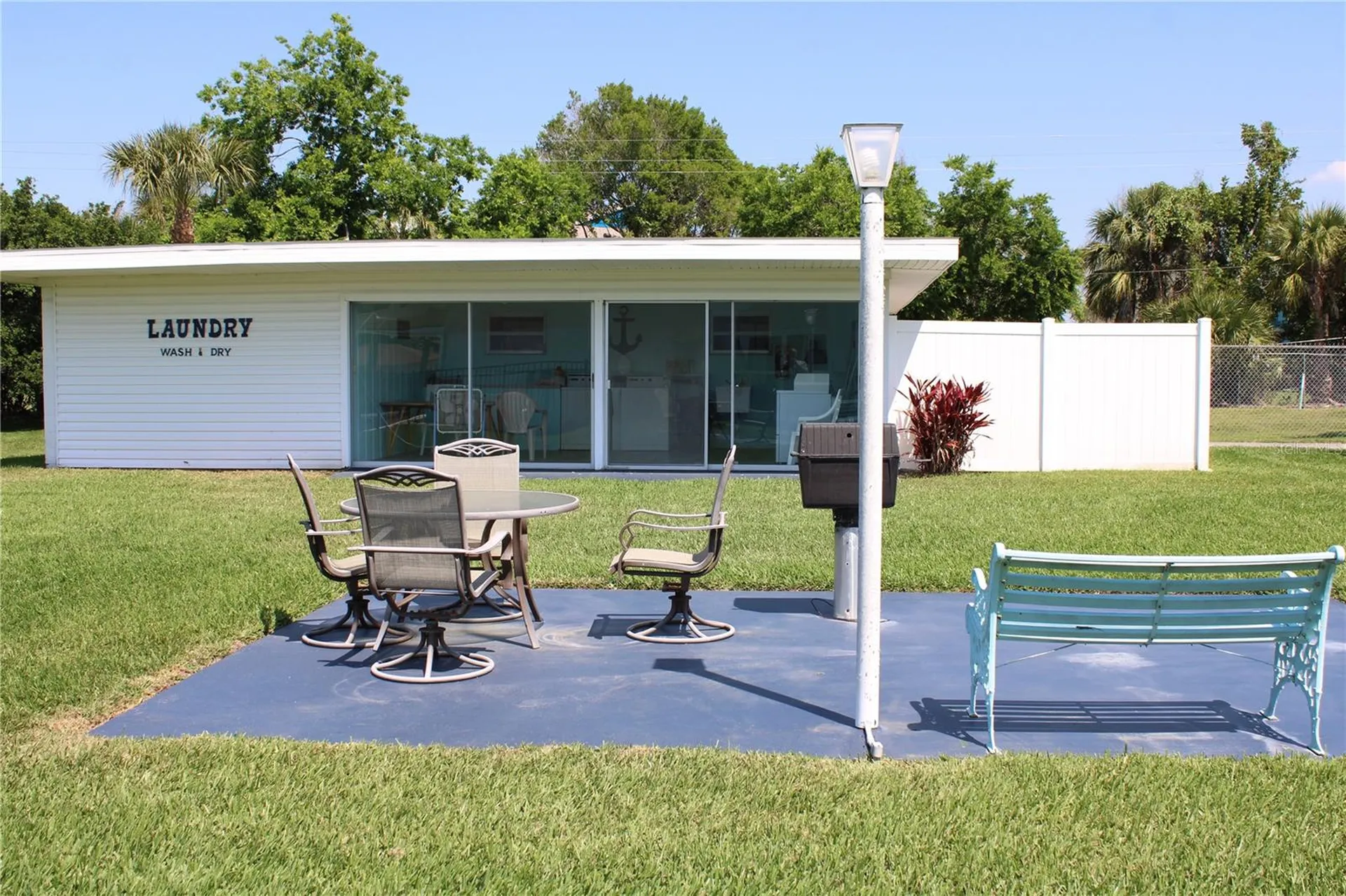 5062 Live Oak Circle Bradenton FL 34207