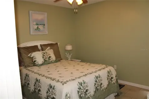 5062 Live Oak Circle Bradenton FL 34207