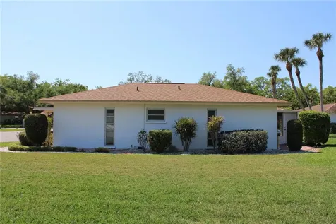 5062 Live Oak Circle Bradenton FL 34207