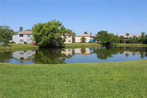 5062 Live Oak Circle Bradenton FL 34207
