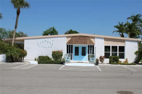 5062 Live Oak Circle Bradenton FL 34207