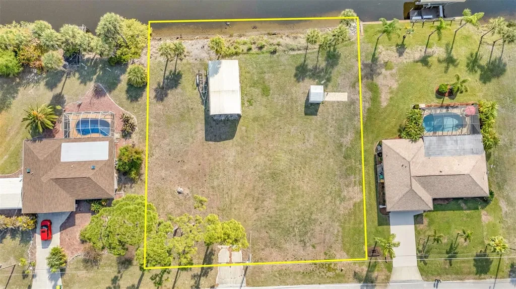 2410 /2418 Como Street Port Charlotte FL 33948