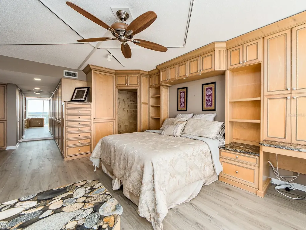 100 Pierce Street Clearwater FL 33756