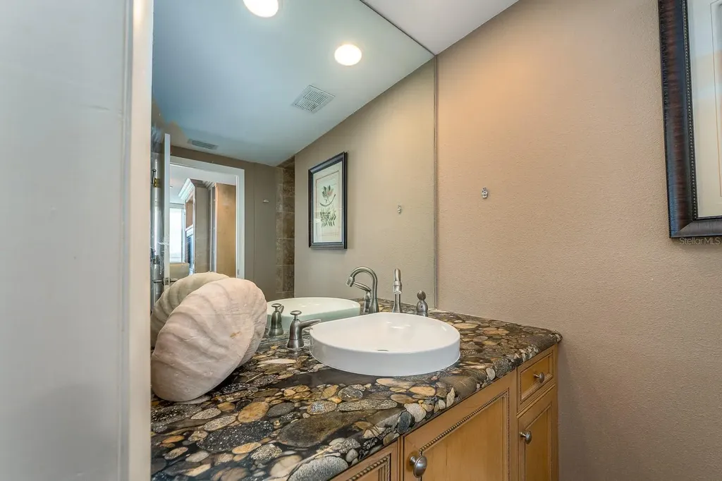 100 Pierce Street Clearwater FL 33756