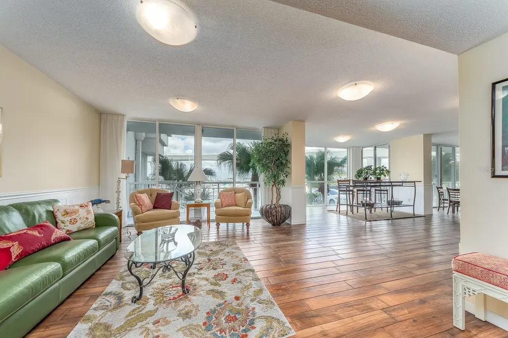100 Pierce Street Clearwater FL 33756